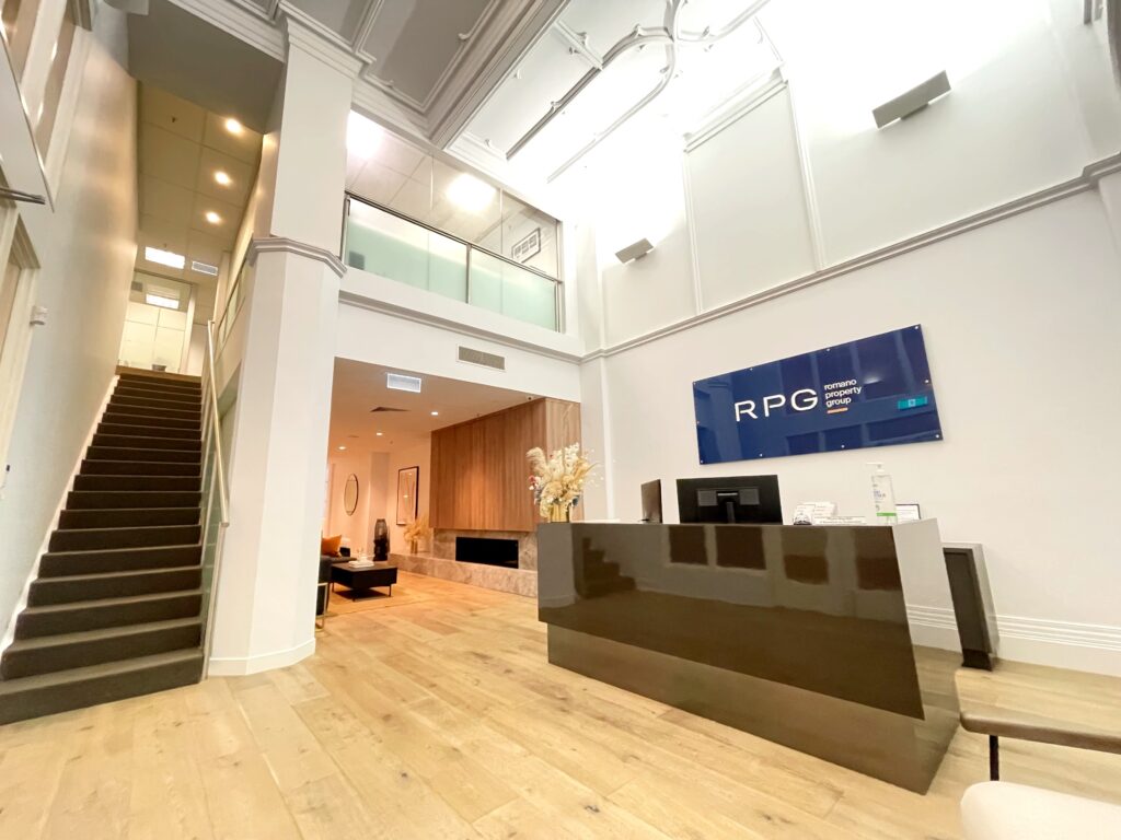 405 collins lobby