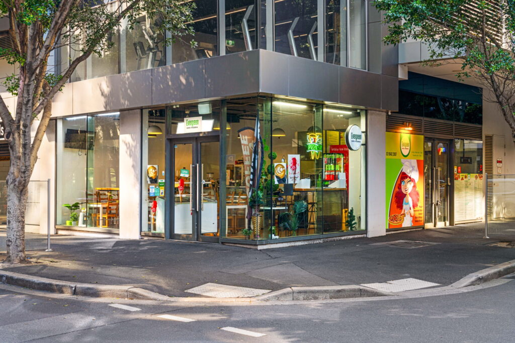 1-web-or-mls-42-CaravelLn-Docklands-9