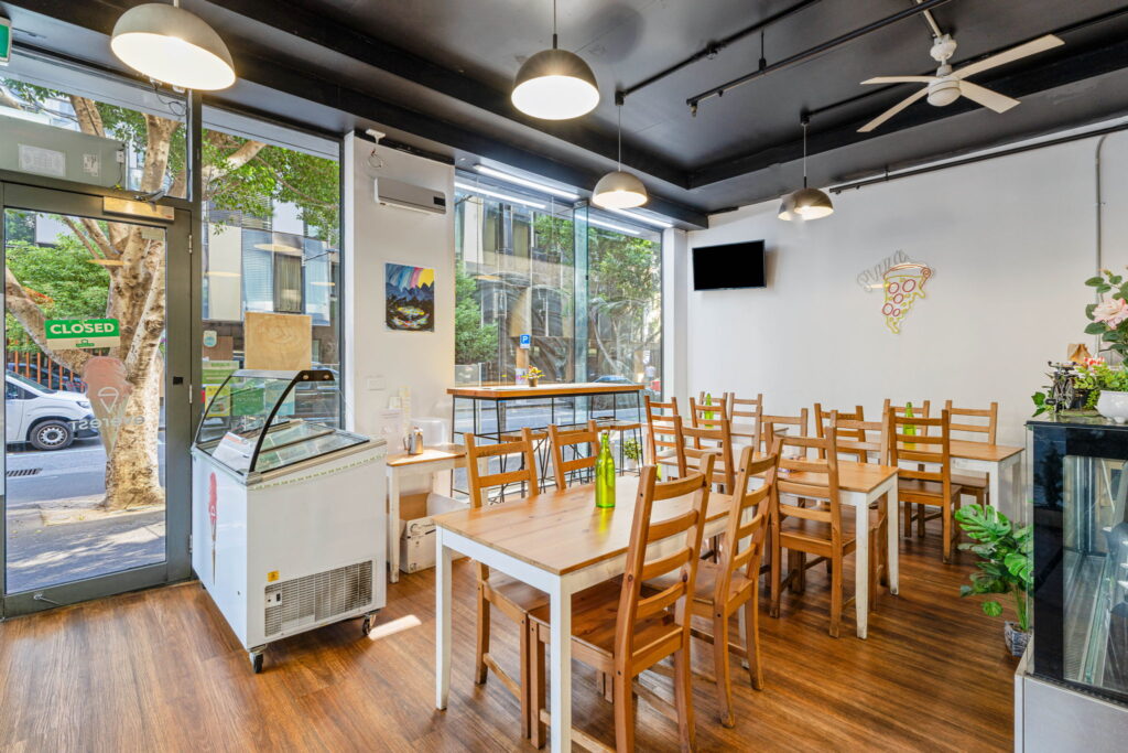 5-web-or-mls-42-CaravelLn-Docklands-8