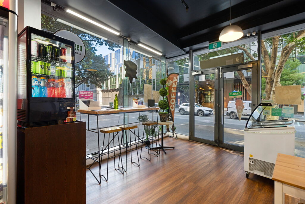 8-web-or-mls-42-CaravelLn-Docklands-7