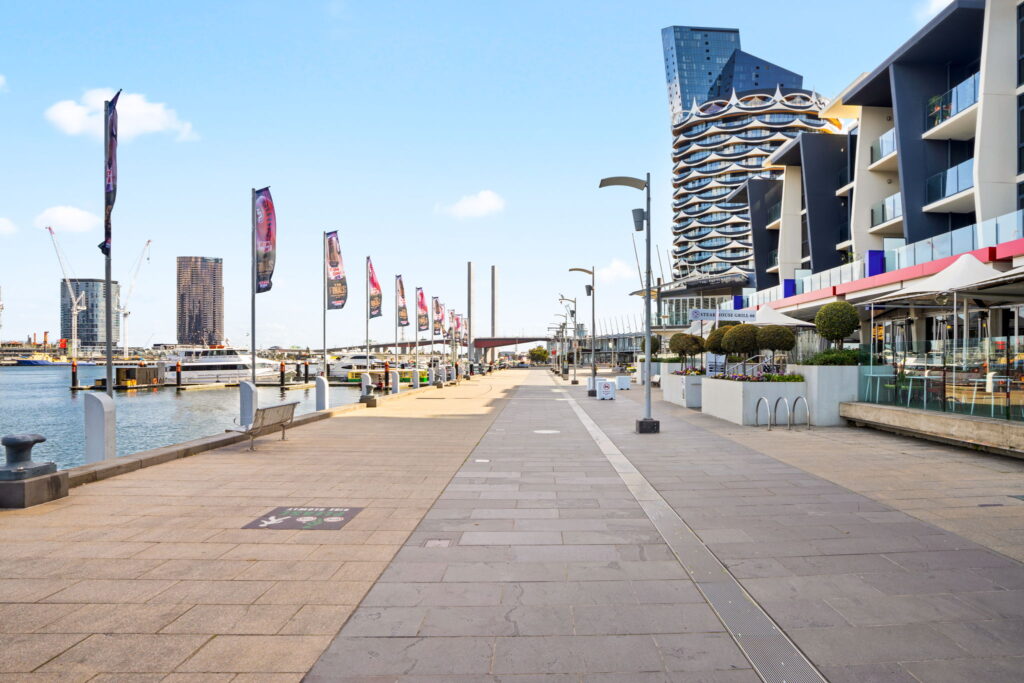 9-web-or-mls-23-RakaiaWay-Docklands-9
