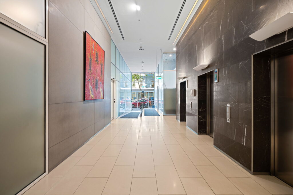 4-web-or-mls-408-2-QueenSt-Melbourne-2