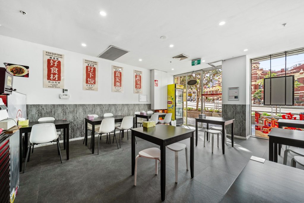 3-web-or-mls-Shop 6 479 Swanston St, Melbourne-3
