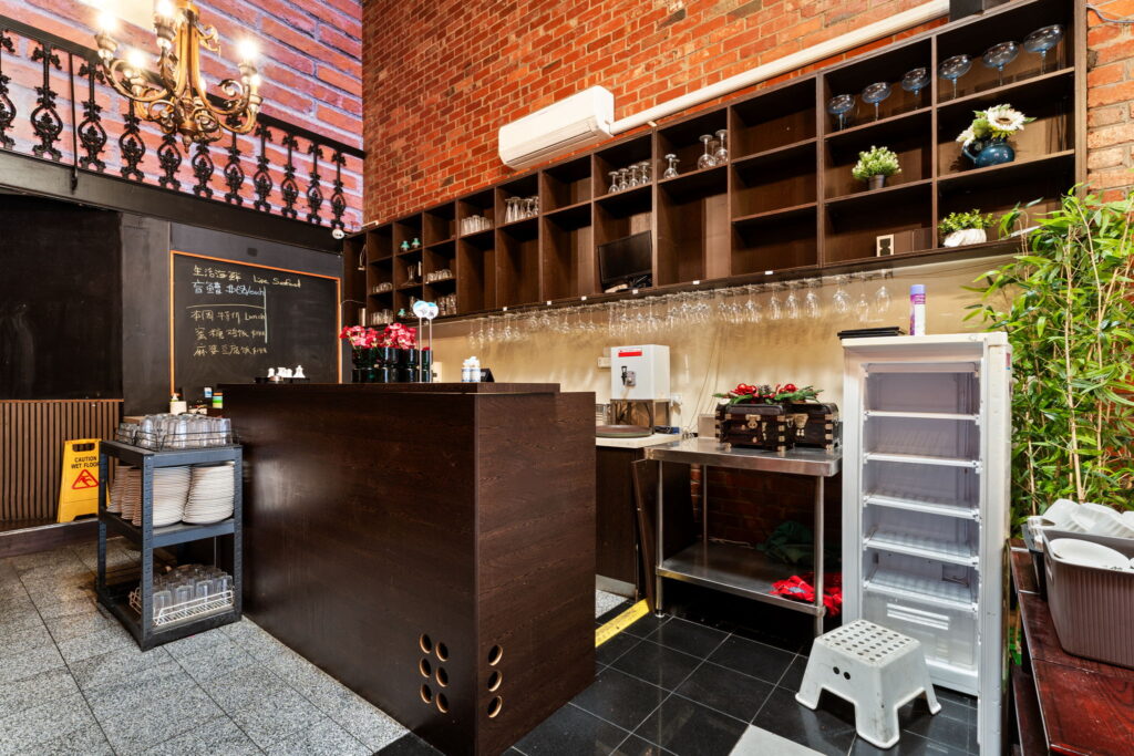 03-732-burke-road-camberwell
