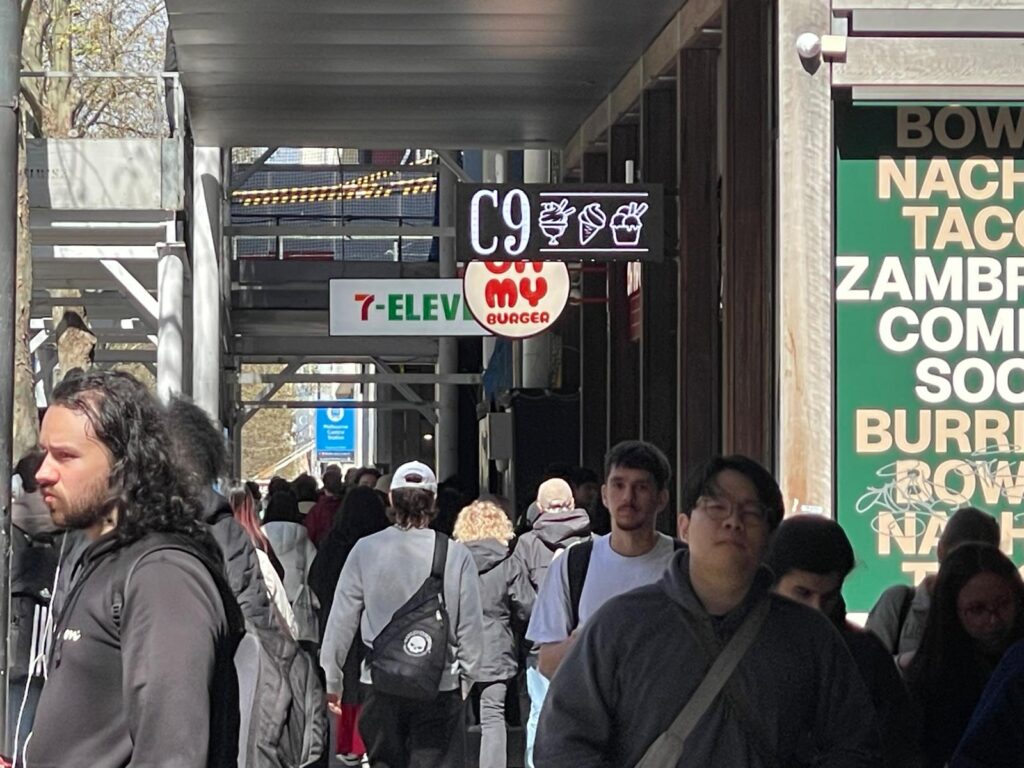 03-swanston-st-street-retail