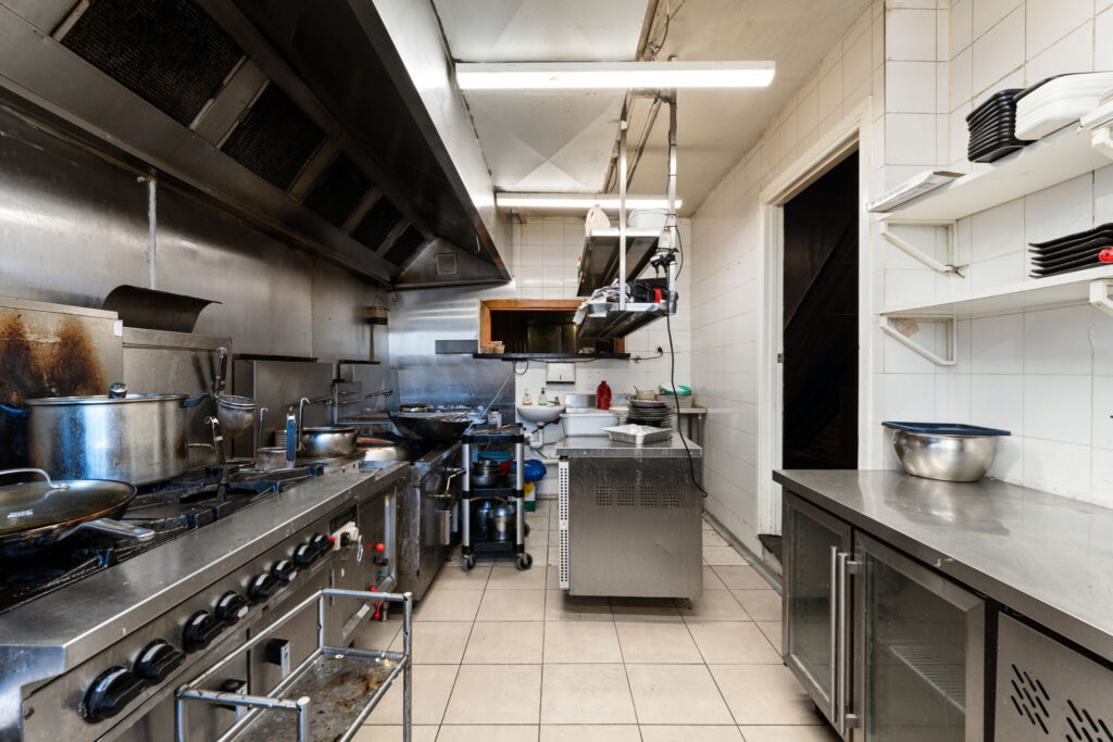 05-732-burke-road-camberwell
